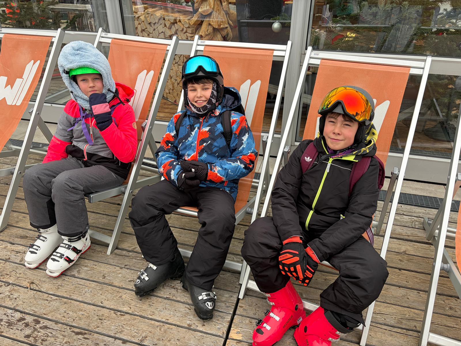 WhatsApp Image 2025-12-17 at 22.05.03 (1)