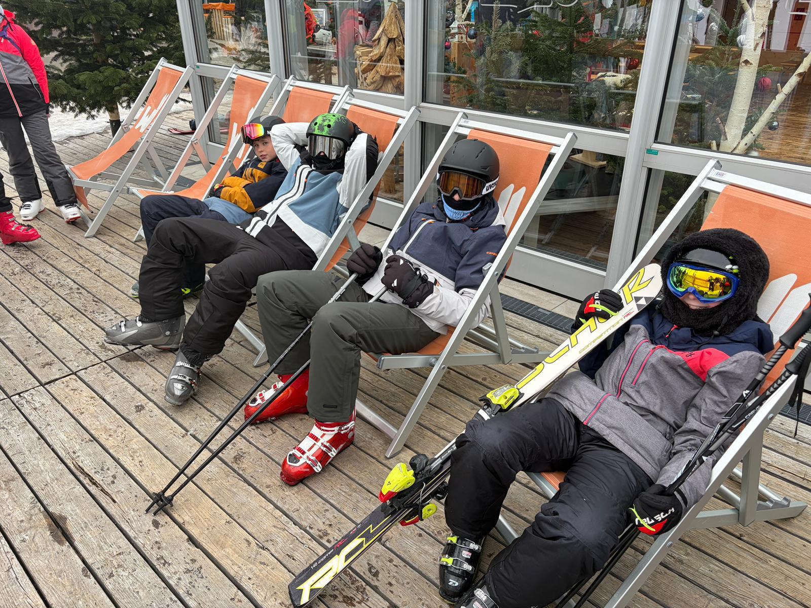 WhatsApp Image 2025-12-17 at 22.05.03 (2)